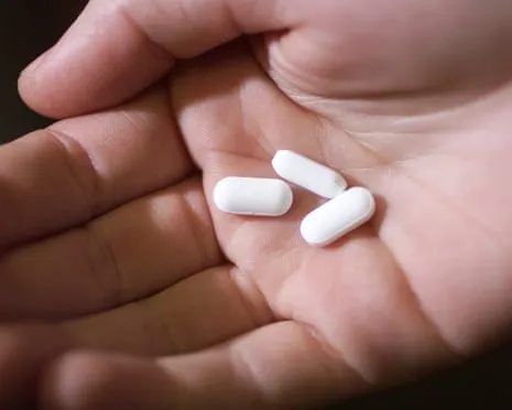 Daily Aspirin Demonstrates ‘Huge Effect’ in Preventing Bowel Cancer Return, Study Finds